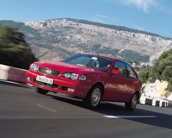 Фото Toyota Corolla VIII (E110) Рестайлинг Хэтчбек 3 дв.