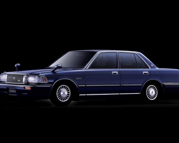 Фото Toyota Crown VIII (S130) Седан