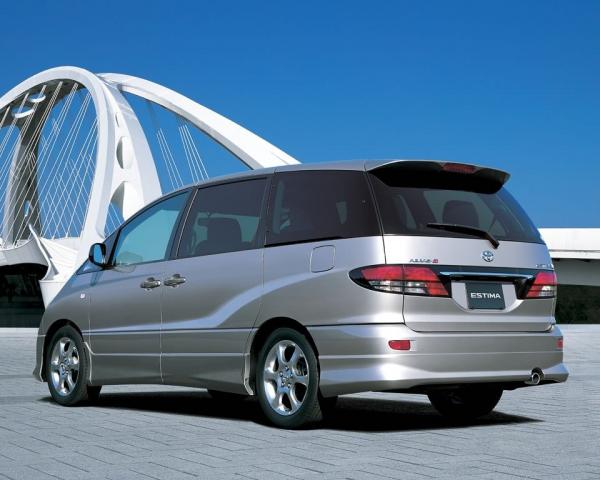 Фото Toyota Estima II Рестайлинг Минивэн