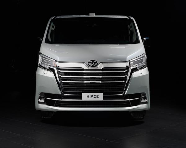 Фото Toyota HiAce H300 Минивэн