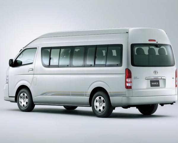 Фото Toyota HiAce H200 Рестайлинг Минивэн