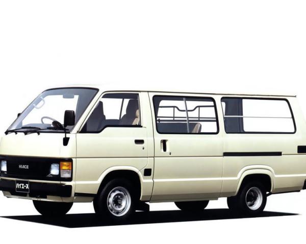 Фото Toyota HiAce H50 H60 H70 Минивэн