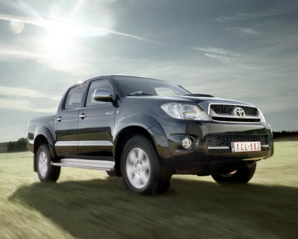 Фото Toyota Hilux VII Пикап Двойная кабина