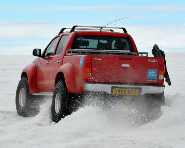 Фото Toyota Hilux VII Пикап Двойная кабина Arctic Trucks