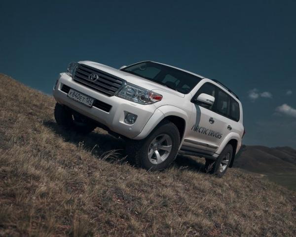 Фото Toyota Land Cruiser 200 Series Рестайлинг 1 Внедорожник 5 дв. Arctic Trucks