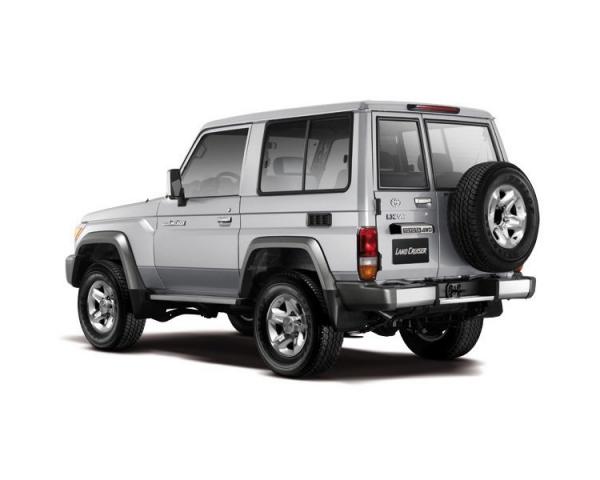 Фото Toyota Land Cruiser 70 Series Рестайлинг 1 Внедорожник 3 дв. 71