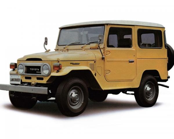 Фото Toyota Land Cruiser 40 Series Внедорожник 3 дв.