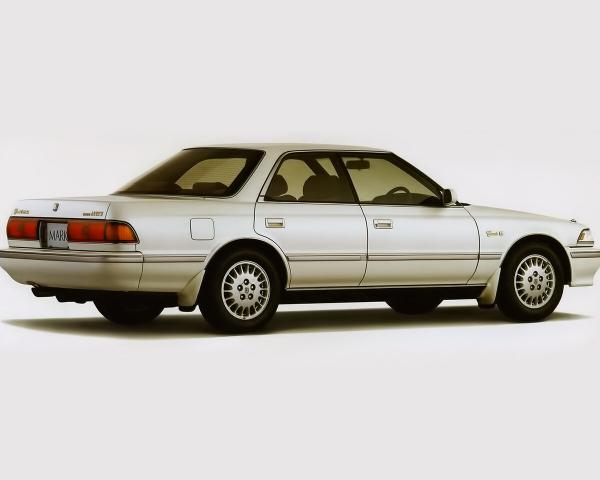 Фото Toyota Mark II VI (X80) Седан-хардтоп