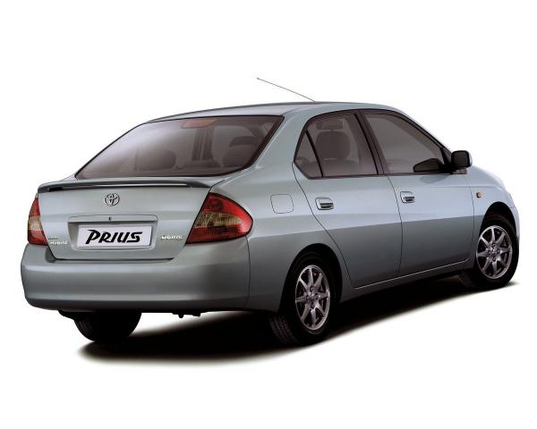 Фото Toyota Prius I (XW10) Седан