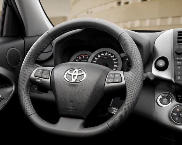 Фото Toyota RAV4 III (XA30) Рестайлинг Внедорожник 5 дв.