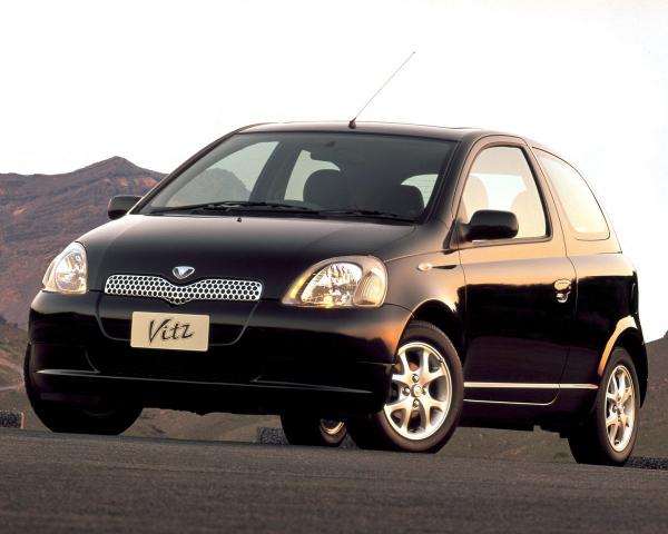 Фото Toyota Vitz I (P10) Хэтчбек 3 дв.