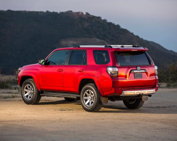 Фото Toyota 4Runner V Рестайлинг Внедорожник 5 дв.