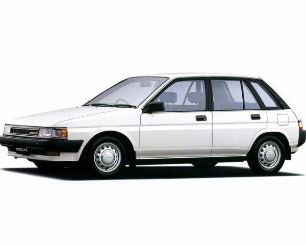 Фото Toyota Corolla II III (L30) Хэтчбек 5 дв.