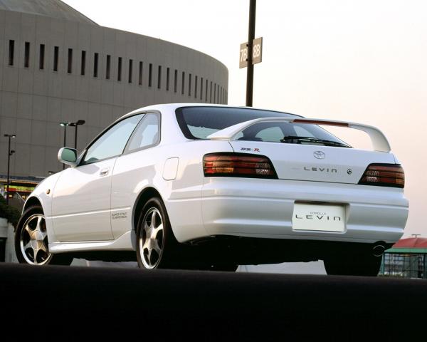 Фото Toyota Corolla Levin VII (AE110/AE111) Купе