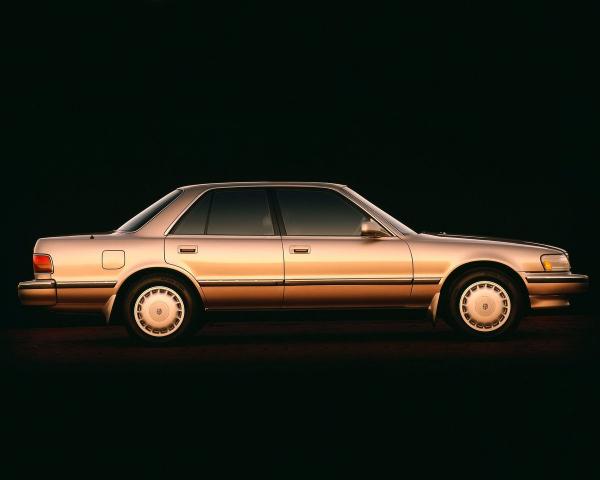 Фото Toyota Cressida IV (X80) Седан