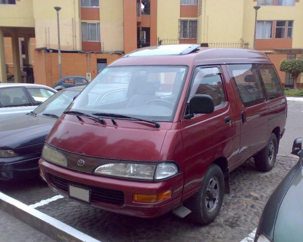 Фото Toyota Lite Ace IV Минивэн