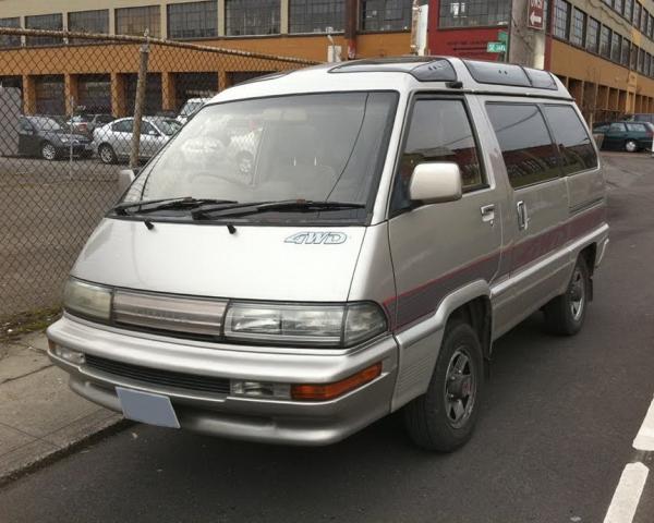 Фото Toyota MasterAce Surf I Минивэн