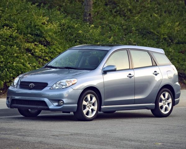 Фото Toyota Matrix I (E130) Хэтчбек 5 дв.