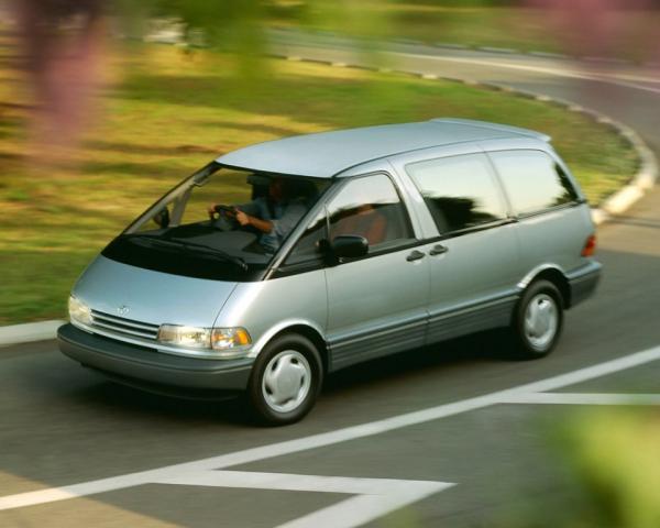 Фото Toyota Previa I (XR10, XR20) Минивэн