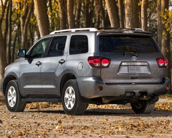 Фото Toyota Sequoia II Рестайлинг Внедорожник 5 дв.