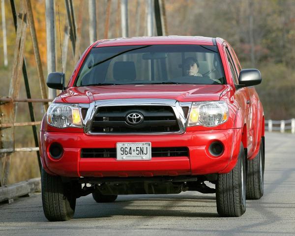 Фото Toyota Tacoma II Пикап Полуторная кабина Access Cab