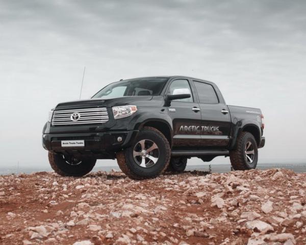 Фото Toyota Tundra II Рестайлинг Пикап Двойная кабина Arctic Trucks