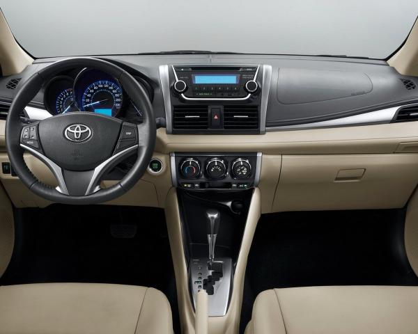 Фото Toyota Vios III Седан