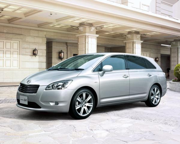 Фото Toyota Mark X ZiO I Компактвэн