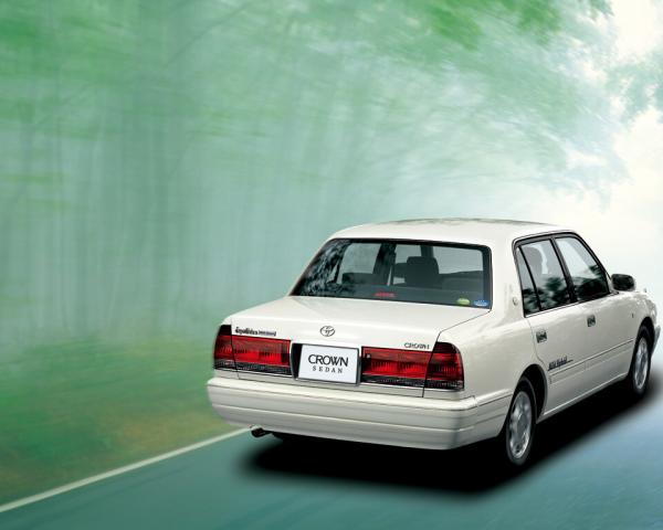 Фото Toyota Crown XS10 Седан