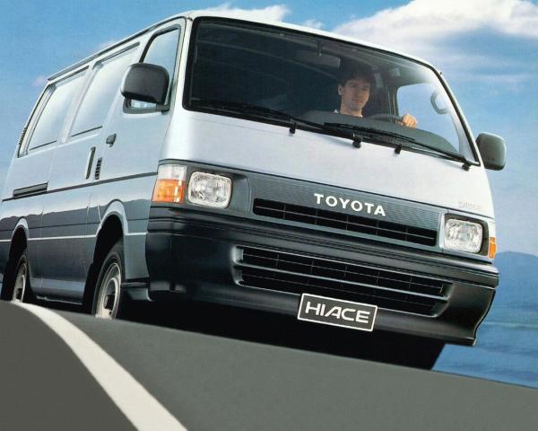 Фото Toyota HiAce H100 Фургон