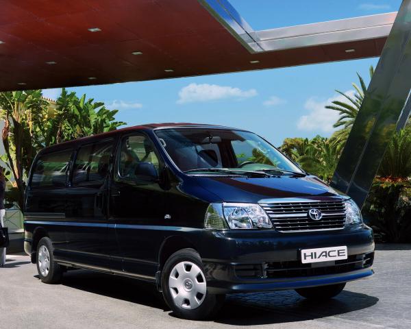 Фото Toyota HiAce XH10 Минивэн