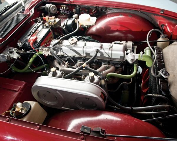 Фото Triumph TR6 I Родстер