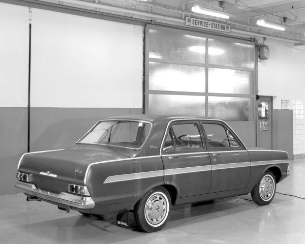 Фото Vauxhall Victor FC Седан