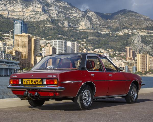 Фото Vauxhall Cavalier I Седан