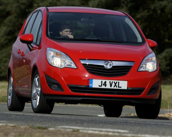 Фото Vauxhall Meriva II Компактвэн