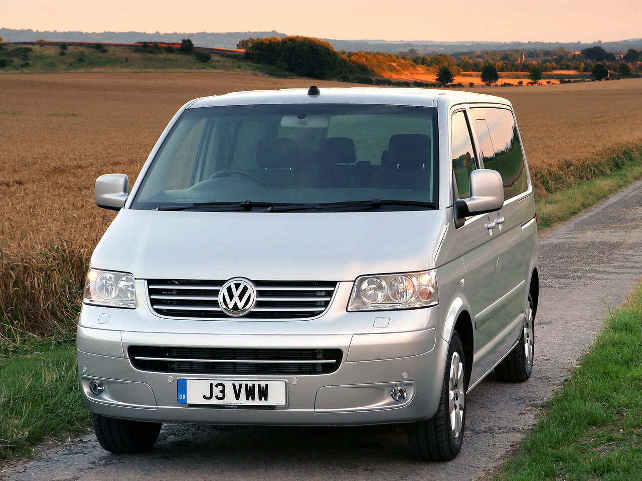 Фото Volkswagen Caravelle T5