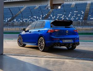 Фото Volkswagen Golf R VIII Рестайлинг