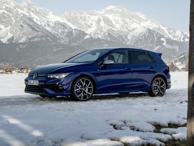 Фото Volkswagen Golf R  Хэтчбек 5 дв.