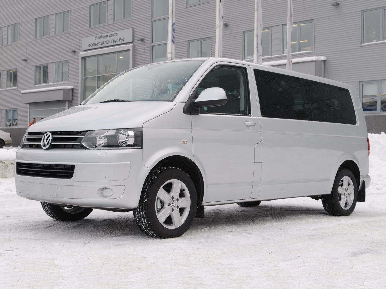 Фото Volkswagen Caravelle T5 Рестайлинг