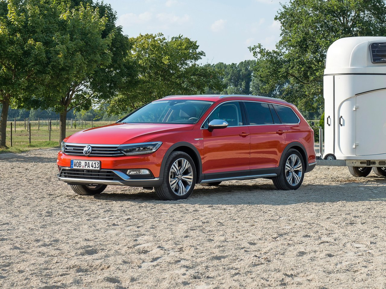 Характеристики 2.0 AMT Бензин, Полный привод, Робот, 220 л.с. Volkswagen  Passat 2014 - 2020, Универсал 5 дв. Alltrack