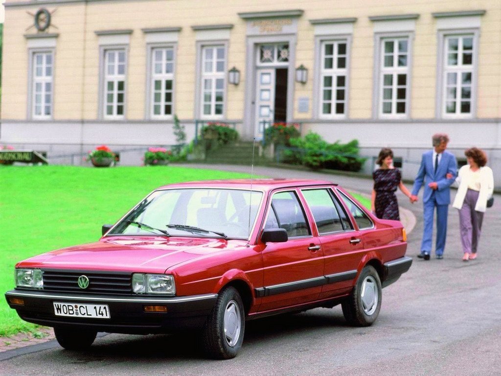 Технические характеристики Фольксваген Пассат 1980 - 1988, Седан