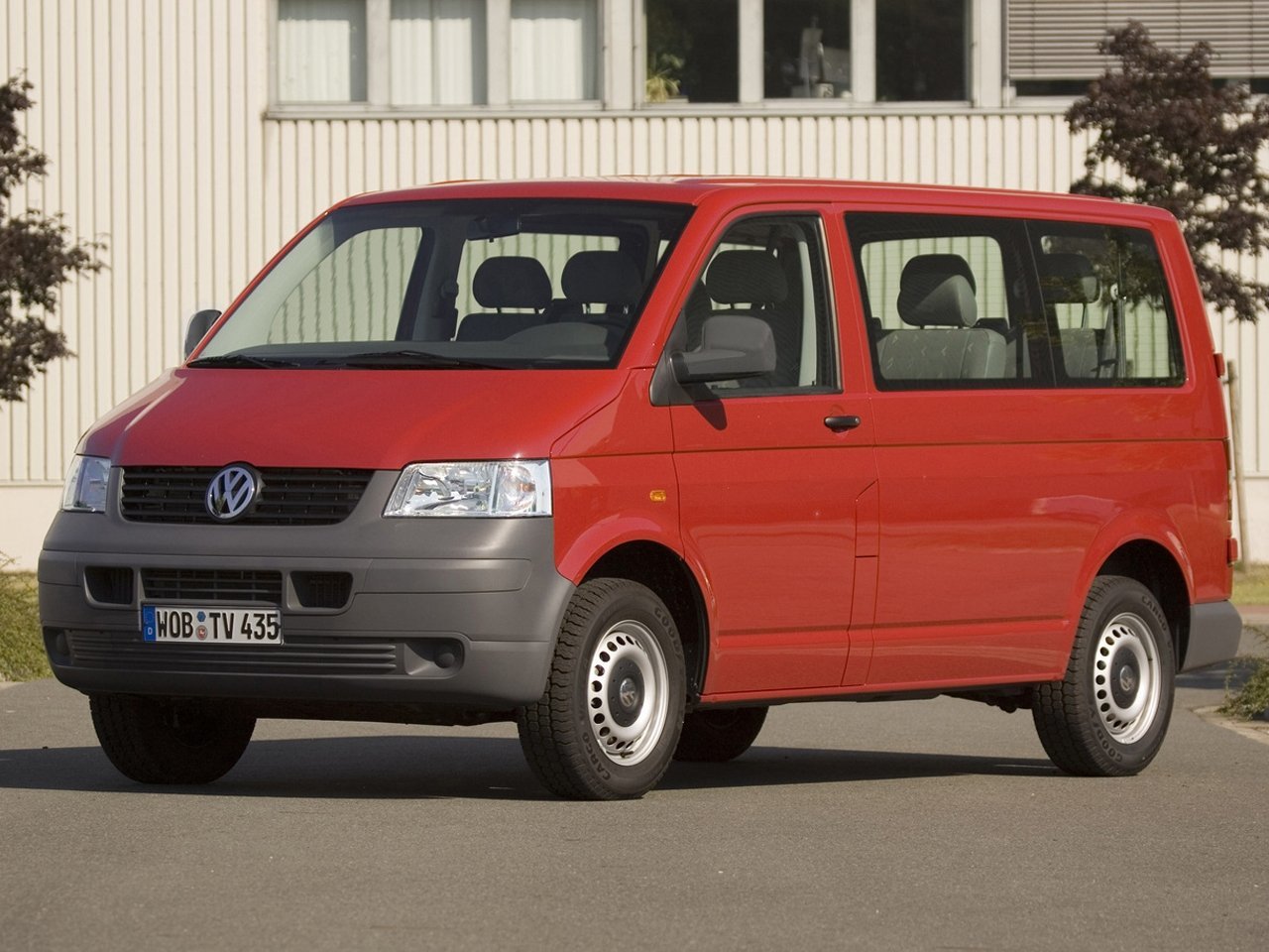 Фото Volkswagen Transporter T5