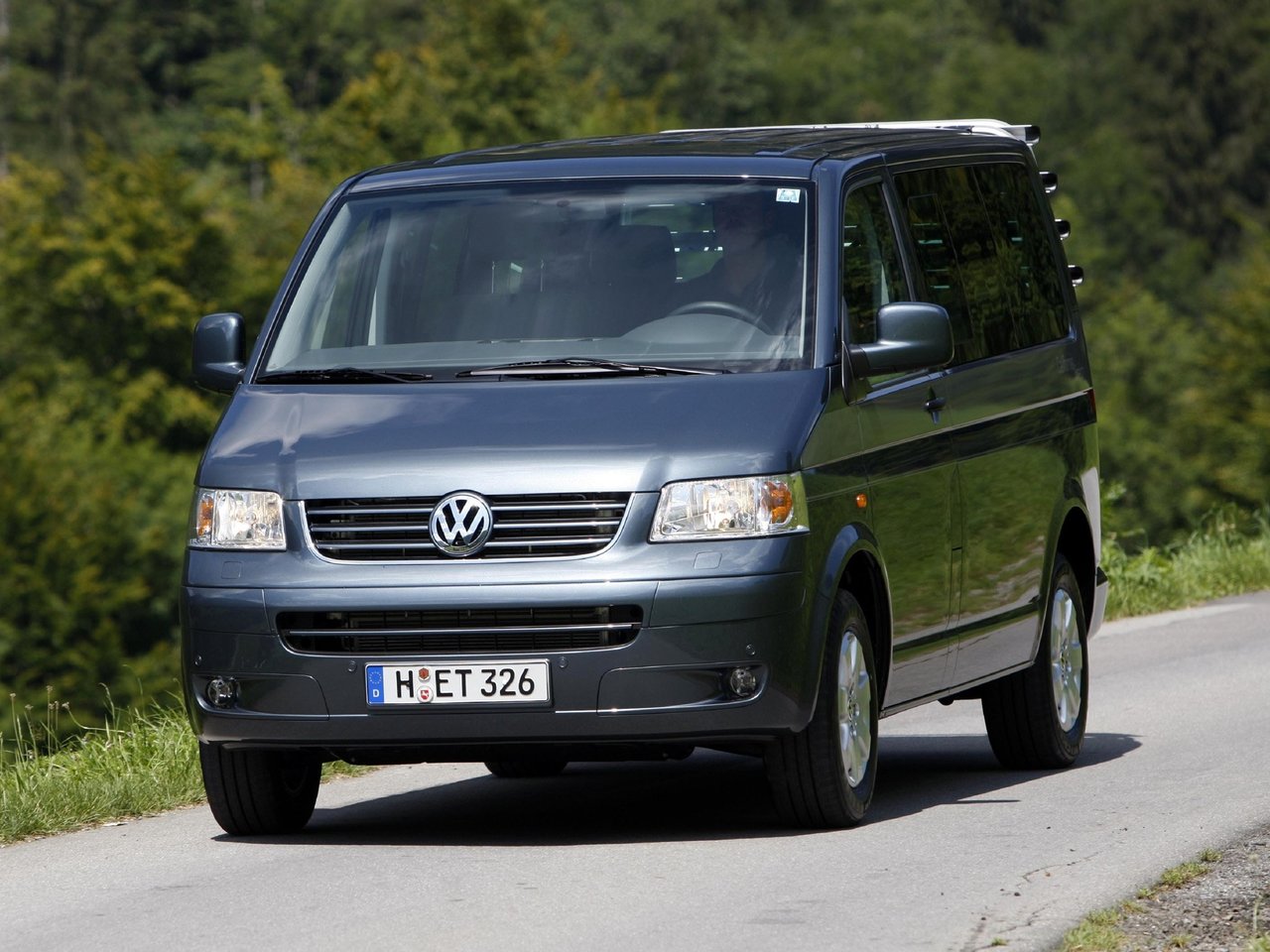 Характеристики 2.0 AT Бензин, Передний привод, Автомат, 204 л.с. Volkswagen  California 2003 - 2015, Минивэн