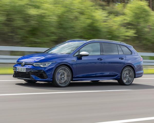 Фото Volkswagen Golf R VIII Универсал 5 дв.