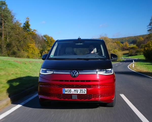 Фото Volkswagen Multivan T7 Минивэн Long