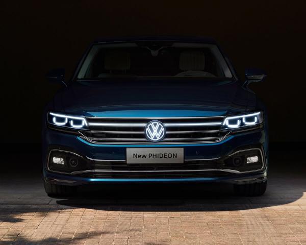 Фото Volkswagen Phideon I Рестайлинг Седан