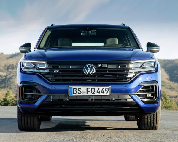 Фото Volkswagen Touareg R III Внедорожник 5 дв.