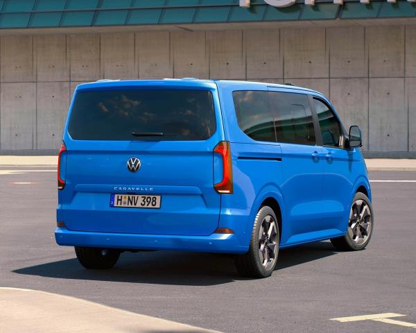 Фото Volkswagen Caravelle T7 Минивэн