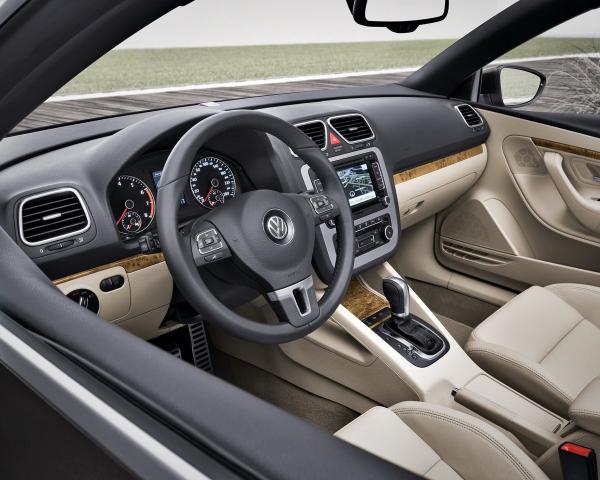 Фото Volkswagen Eos I Рестайлинг Кабриолет