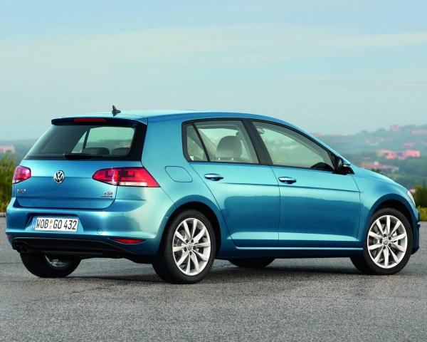 Фото Volkswagen Golf VII Хэтчбек 5 дв.